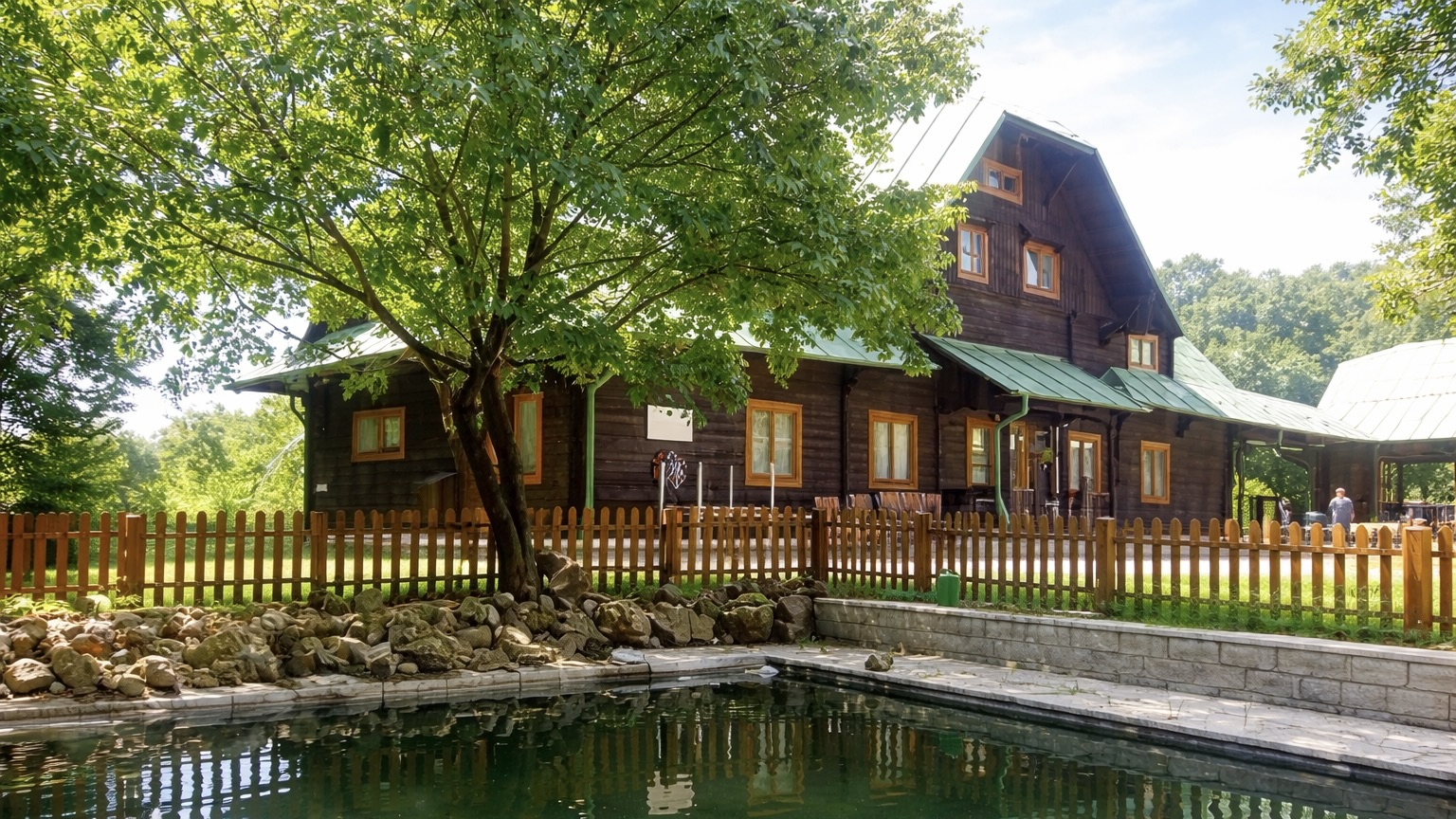 Žuhračka je historický poľovnícky kaštieľ